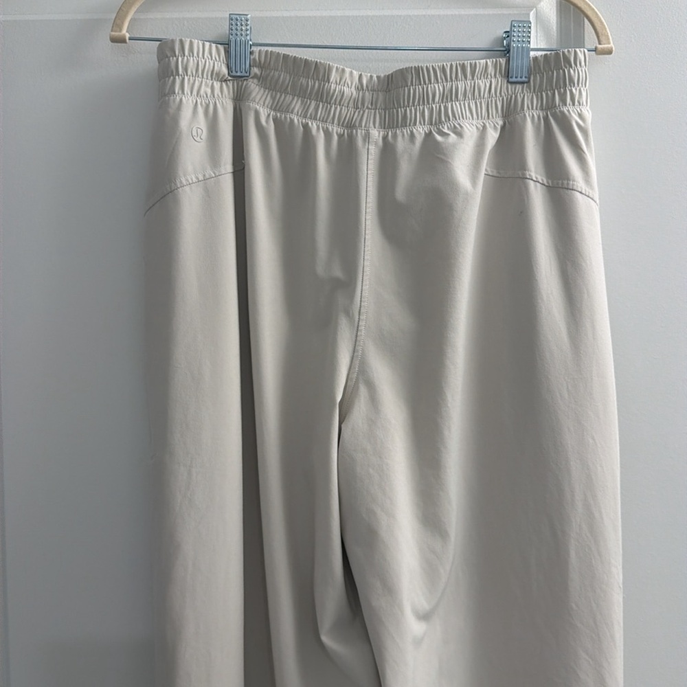 Swift mid rise Lululemon pant - Picture 8 of 15